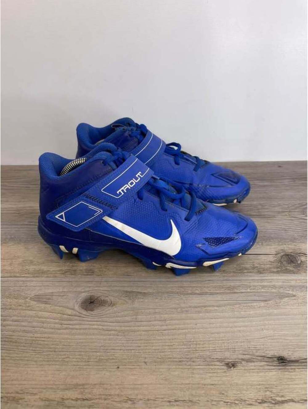 Nike Force Trout Baseball Cleats Size 6Y